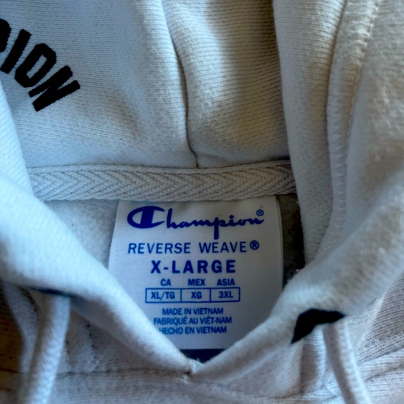 Champion Reverse Weave Hoodie - Picture 3 of 4